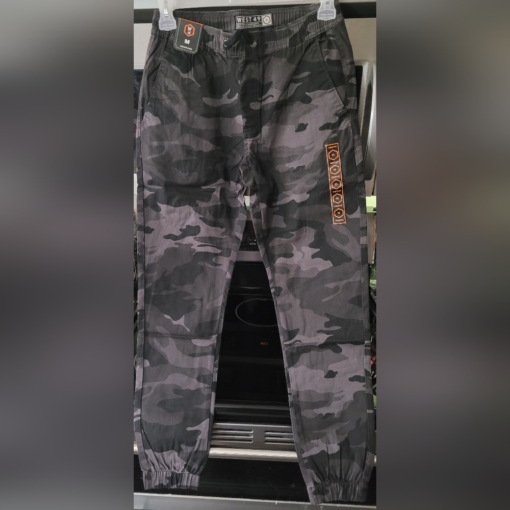 West 49 Brand Men's Urban Camo Twill Joggers